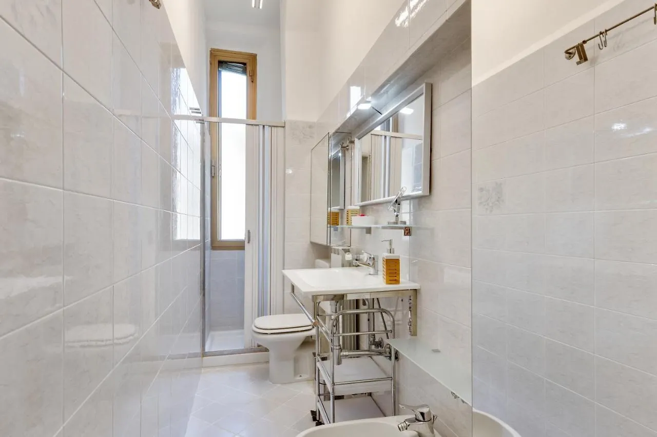 Accogliente Appartamento A Dorsoduro Con Giardino! Venice Apartment