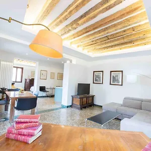 Apartment Ca Grimani Stunning View And Comfort, Venice